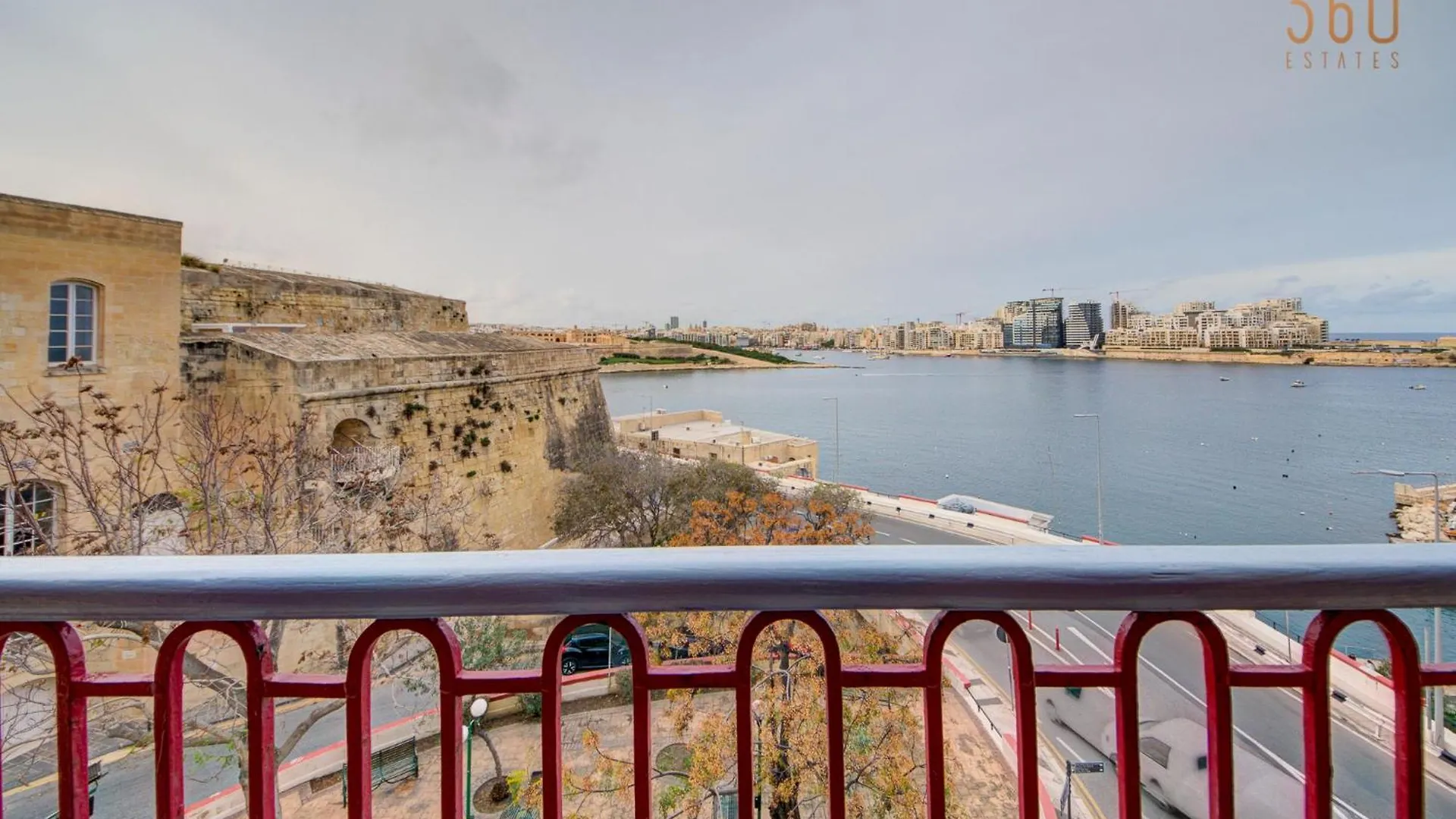 Unique Seafront Loft Overlooking Valletta'S Views By 360 Estates